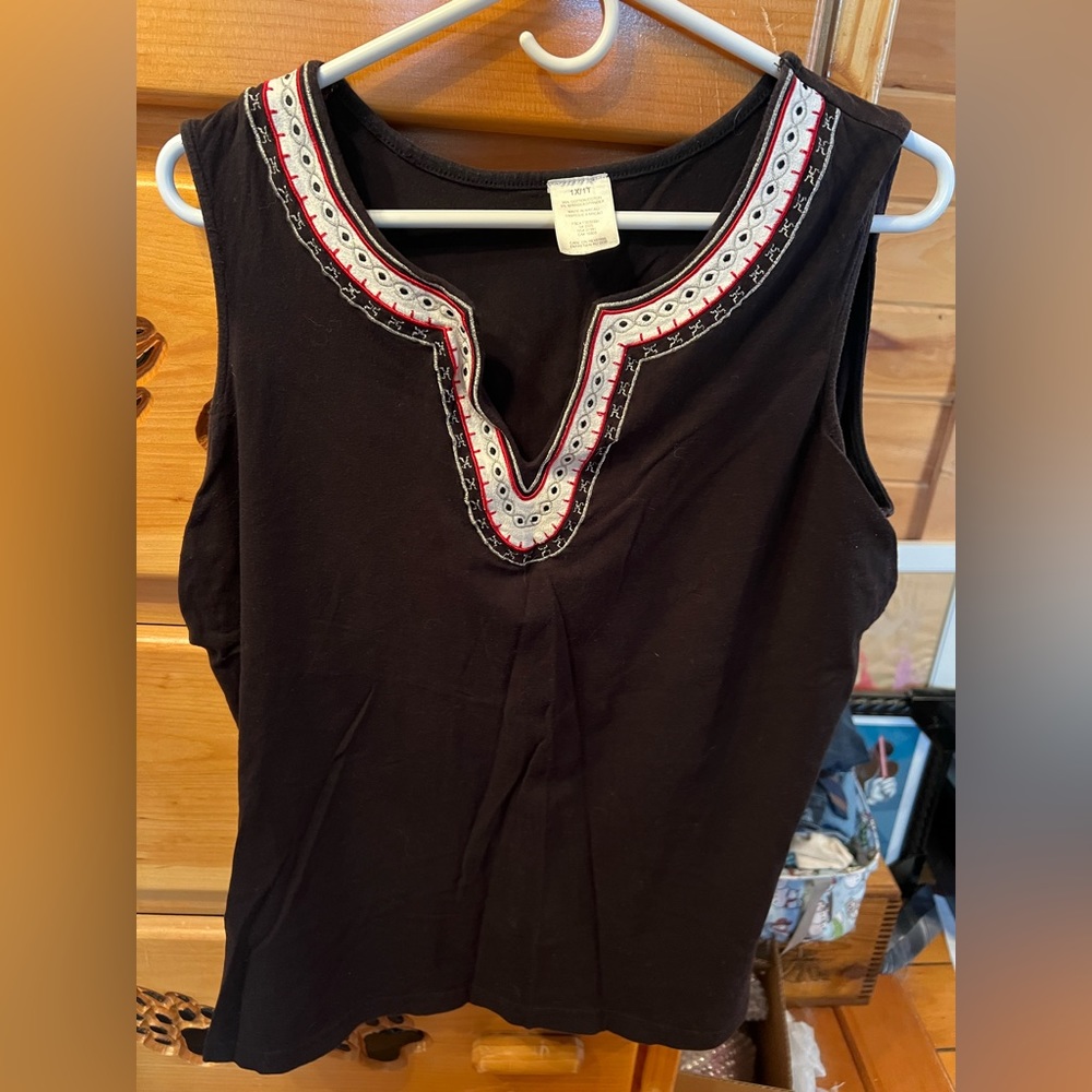 Ladies, black tank top with trim, XL
